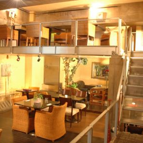 ARK HOUSE 1-C